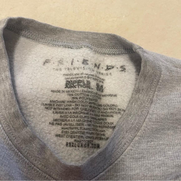 FRIENDS Central Perk Gray Sweatshirt - Picture 3 of 3